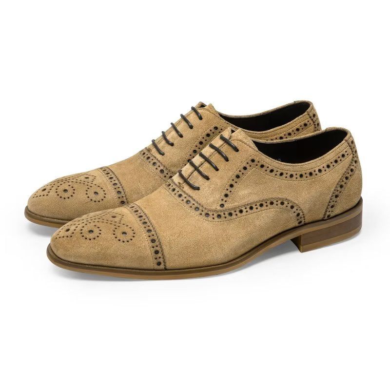 Formale Herrenschuhe Mit Eleganter Textur Zum Schnüren Und Brogues - Beige