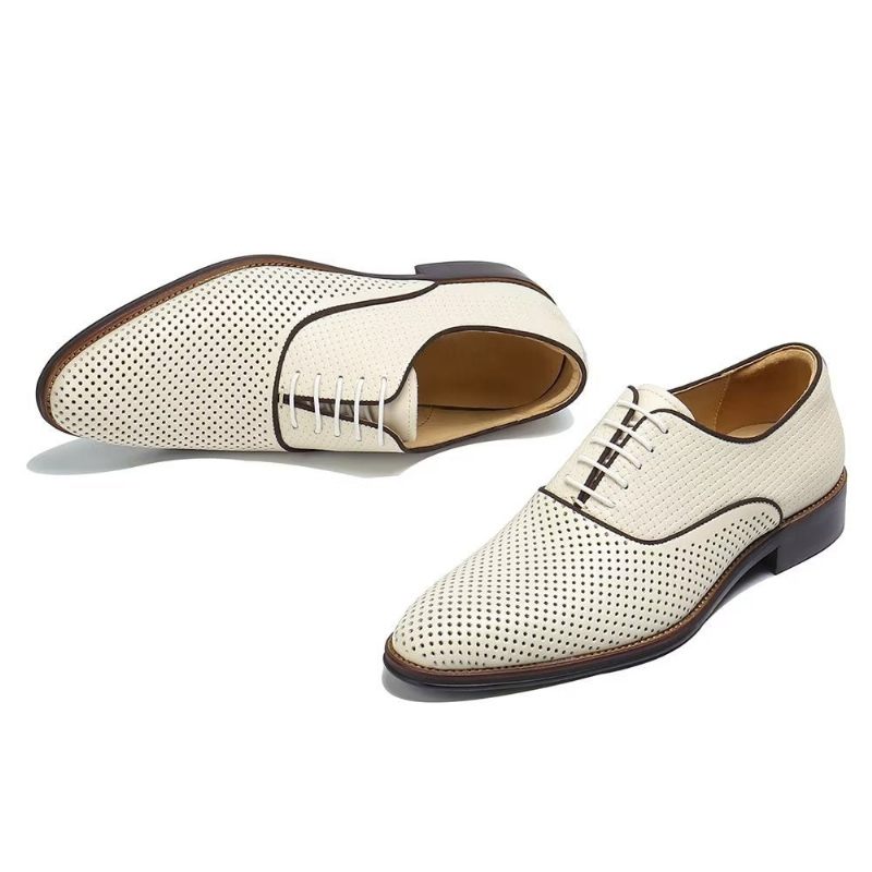 Formale Herrenschuhe Mit Geprägter Eleganz Und Exotischen Oxford-schuhen Runder Zehenpartie - Beige