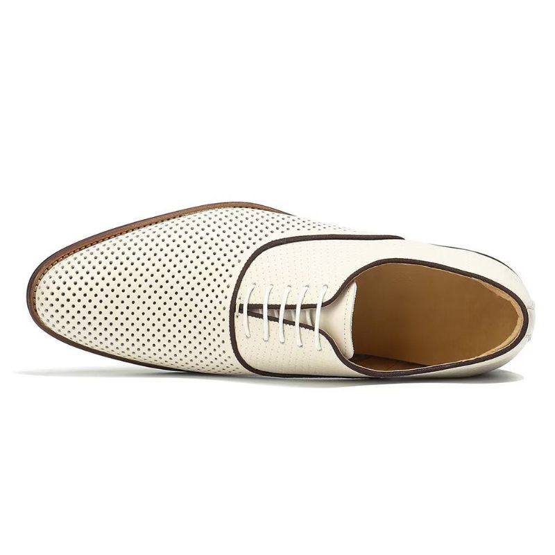 Formale Herrenschuhe Mit Geprägter Eleganz Und Exotischen Oxford-schuhen Runder Zehenpartie - Beige