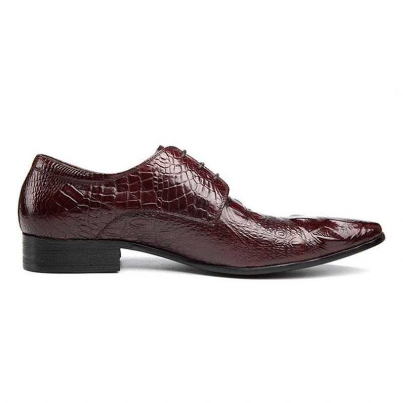 Formale Herrenschuhe Mit Spitzer Zehenpartie Und Brogue-schuhen Alligatorstruktur - Rot