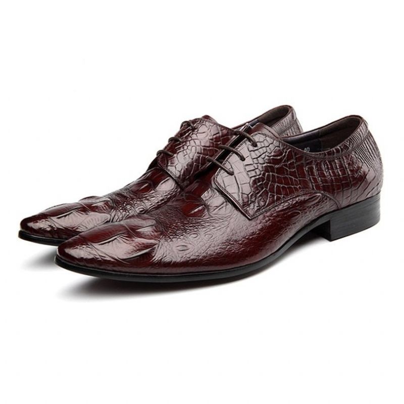 Formale Herrenschuhe Mit Spitzer Zehenpartie Und Brogue-schuhen Alligatorstruktur - Rot