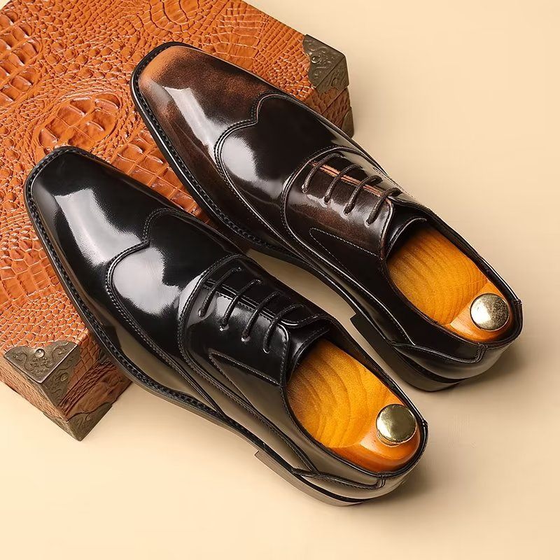 Formale Herrenschuhe Opulent Geprägte Mikrofaser Oxford-schuhe Mit Spitzer Zehenpartie - Kaffee