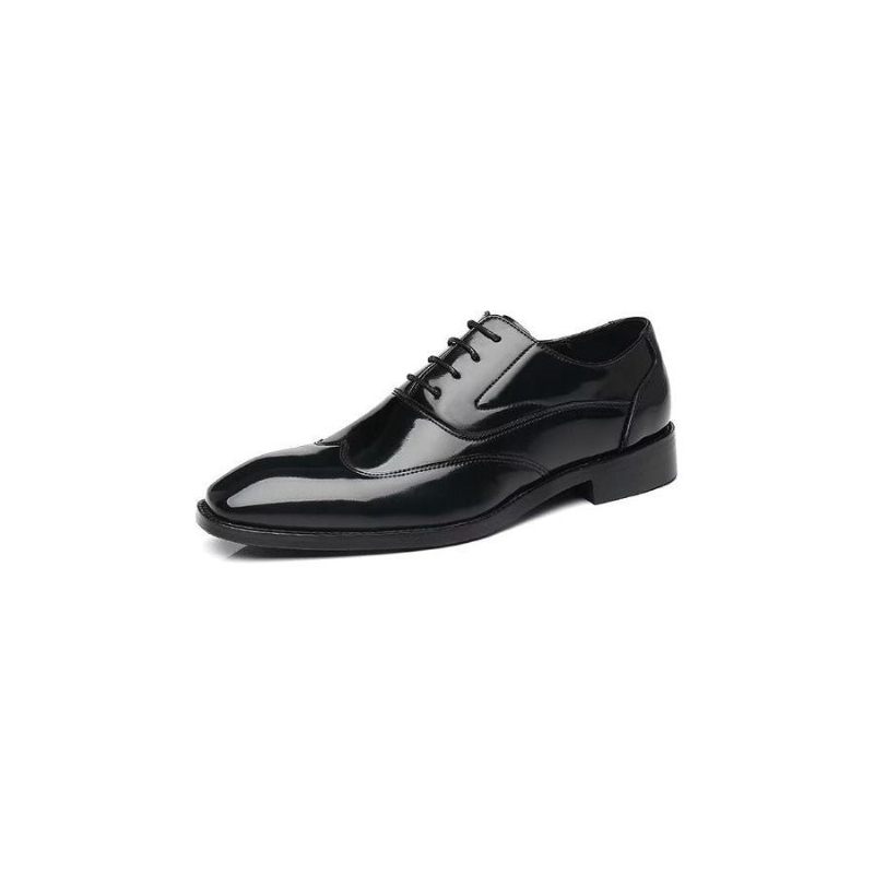 Formale Herrenschuhe Opulent Geprägte Mikrofaser Oxford-schuhe Mit Spitzer Zehenpartie - Schwarz