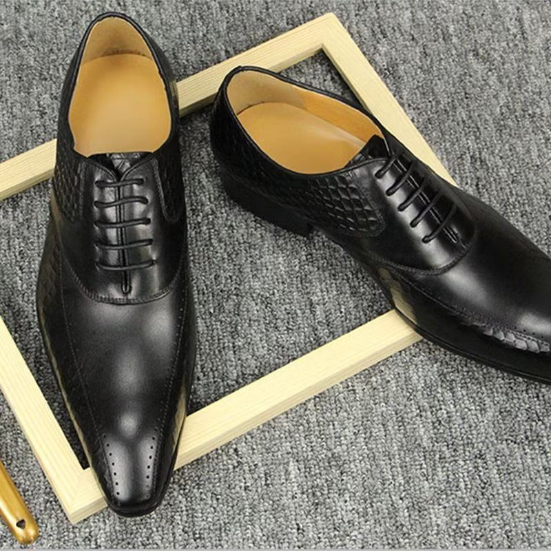 Formelle Herrenschuhe Edle Brogue-hochzeitsschuhe Aus Leder - Schwarz