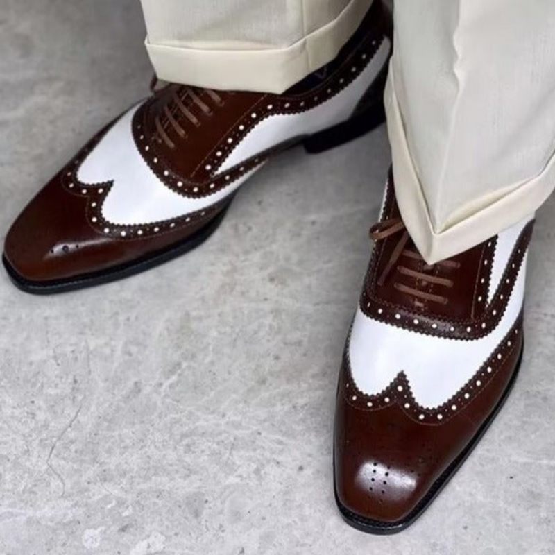 Formelle Herrenschuhe Elegante Britische Oxford-hochzeitsschuhe Mit Schnitzerei - Braun