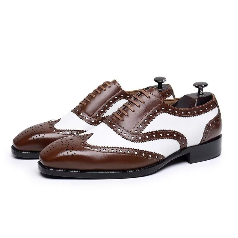 Formelle Herrenschuhe Elegante Britische Oxford-hochzeitsschuhe Mit Schnitzerei - Braun