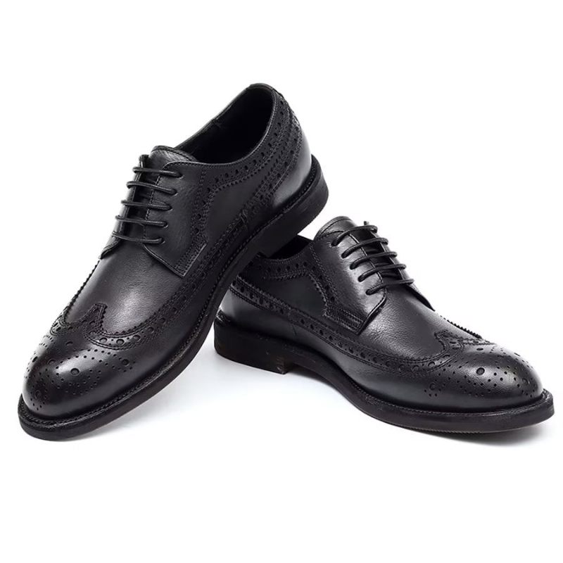 Formelle Herrenschuhe Elegante Geschnitzte Business-schuhe Aus Britischem Leder