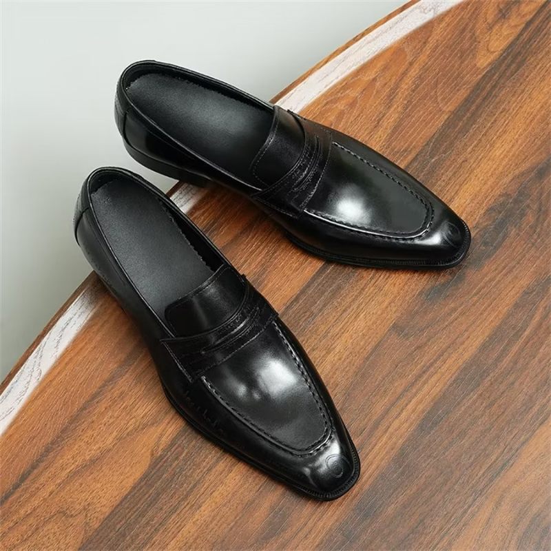 Formelle Herrenschuhe Elegante Geschnitzte Executive-schuhe Aus Britischem Leder - Schwarz