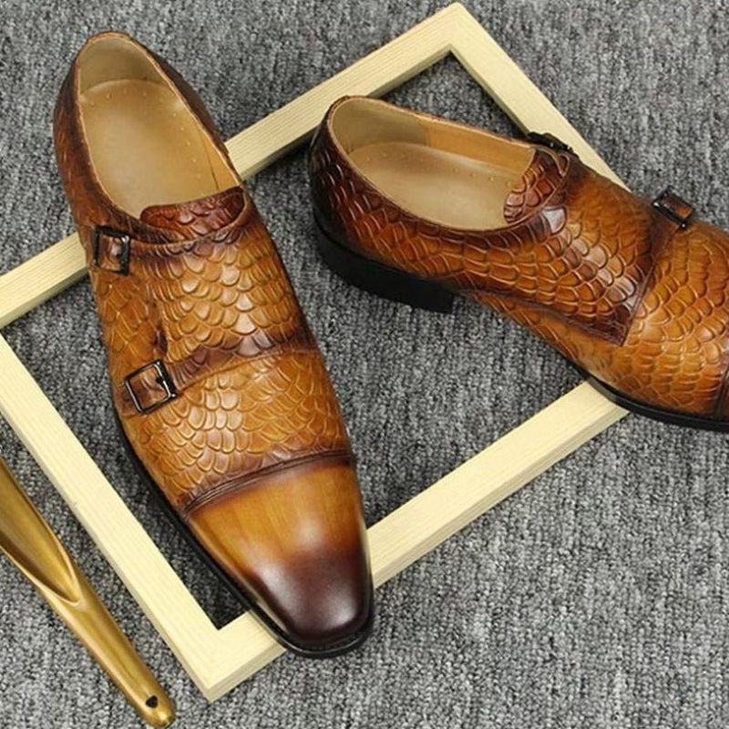 Formelle Herrenschuhe Elegante Maßgeschneiderte Brogue-hochzeitsschuhe Aus Leder - Braun