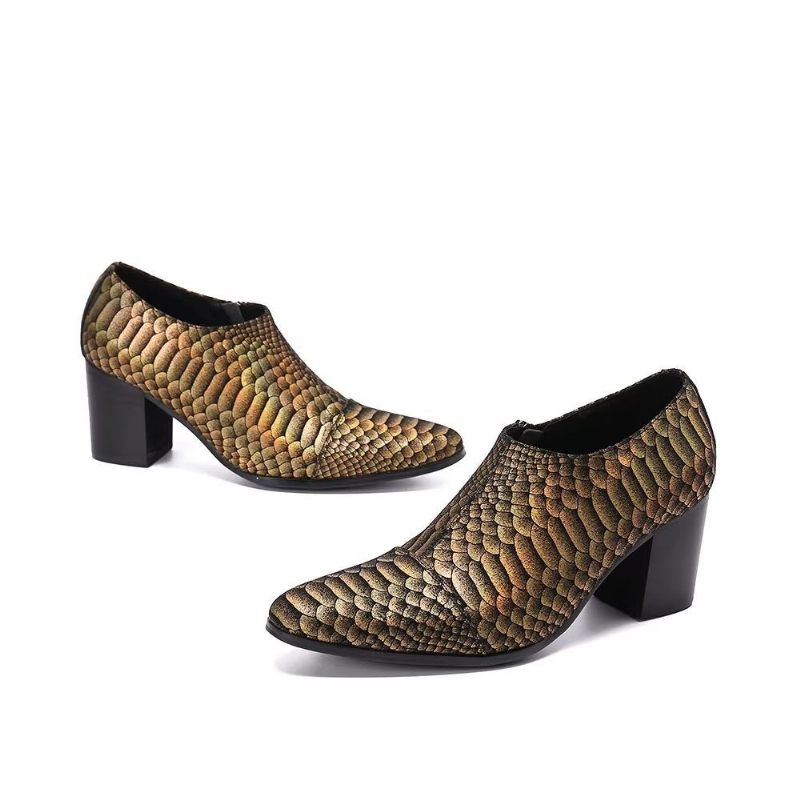 Formelle Herrenschuhe Geprägte Slip-on-schuhe - Gold