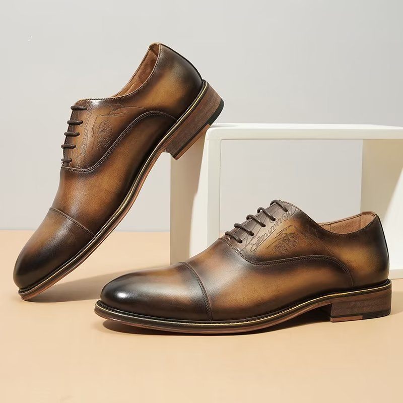 Formelle Herrenschuhe Im Eleganten Brogue-stil Aus Echtem Leder - Kaffee