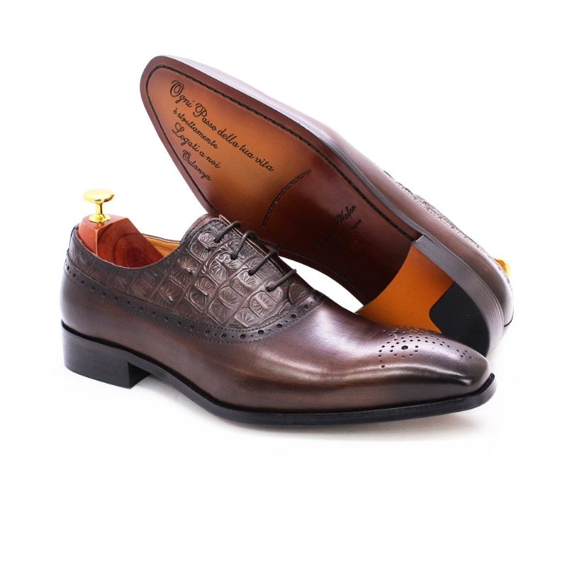 Formelle Herrenschuhe Luxuriöse Brogue-oxford-kleiderschuhe Aus Leder - Kaffee