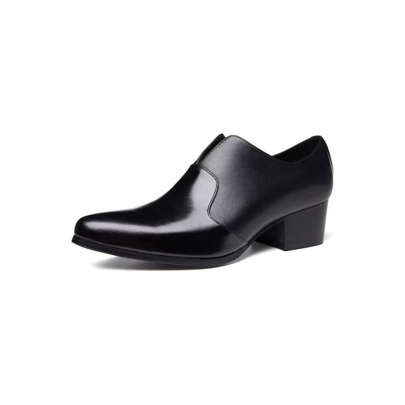 Formelle Herrenschuhe Mit Geprägter Spitzer Zehenpartie Slip-on-schuhe - Schwarz