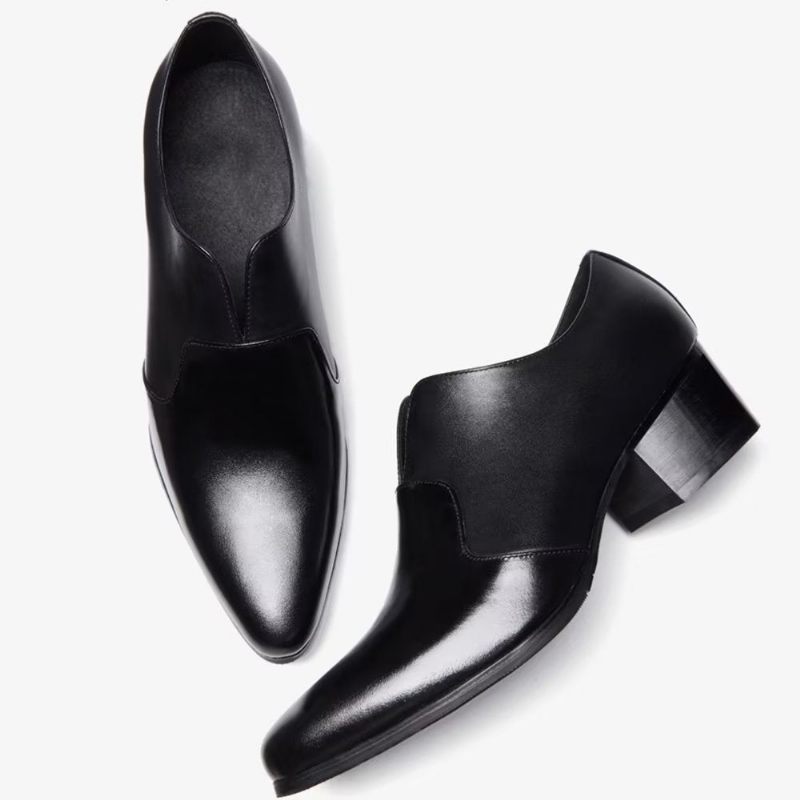 Formelle Herrenschuhe Mit Geprägter Spitzer Zehenpartie Slip-on-schuhe - Schwarz