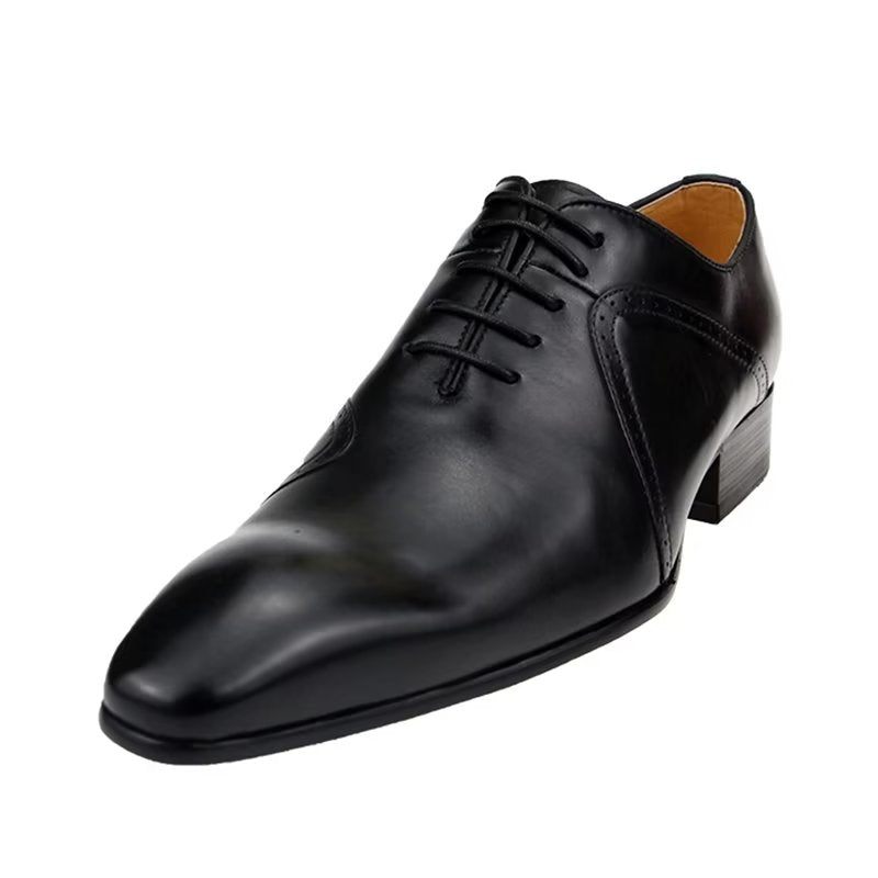 Formelle Herrenschuhe Opulente Maßgeschneiderte Brogue-hochzeitsschuhe Aus Leder - Schwarz