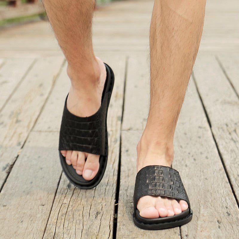 Freizeitschuhe Für Herren Strandsandalen Aus Echtem Leder Mit Krokodilprägung - Schwarz