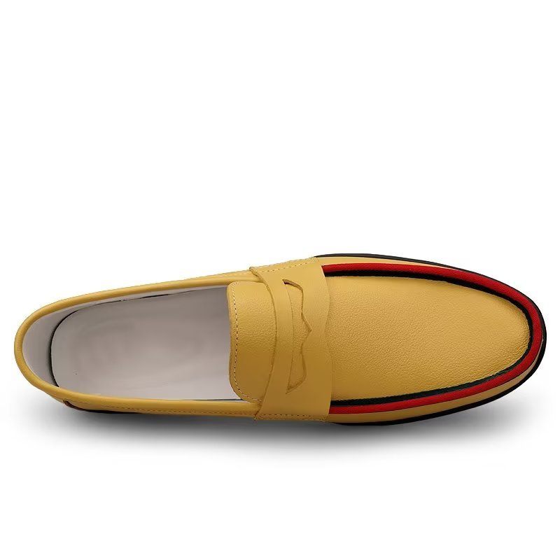 Herren-freizeitschuhe Elegante Pu-slip-on-loafer Mit Metallmode - Gelb