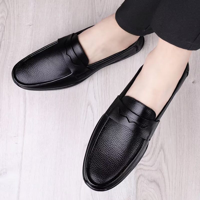 Herren-freizeitschuhe Elegante Pu-slip-on-loafer Mit Metallmode - Schwarz