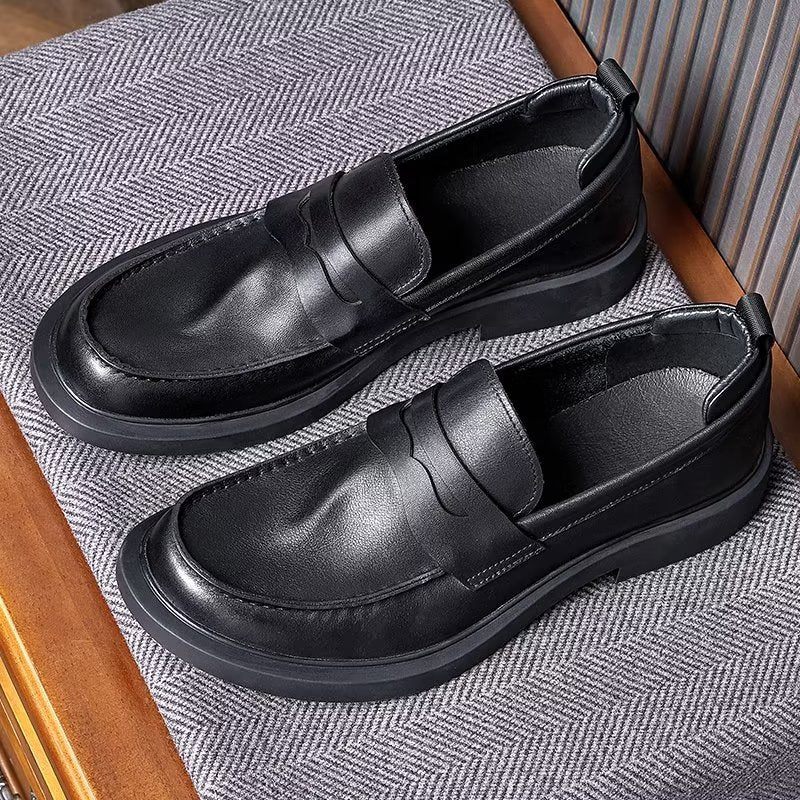 Herren-freizeitschuhe Luxuriöse Leder-slipper Schlanke Runde Zehenpartie - Schwarz