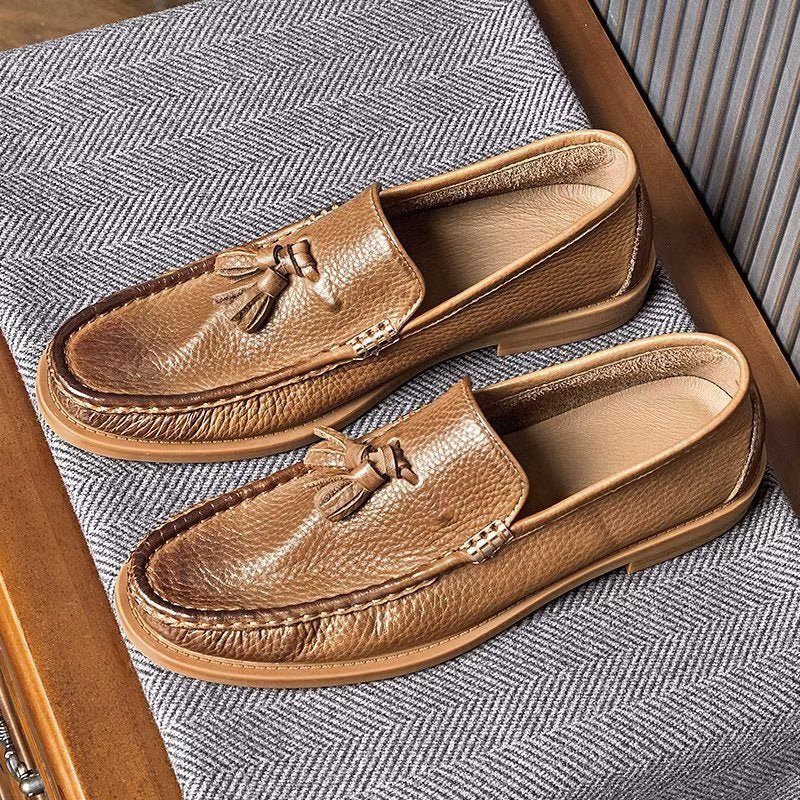 Herren-loafer Schicke Geprägte Slip-on-quasten-loafer - Braun